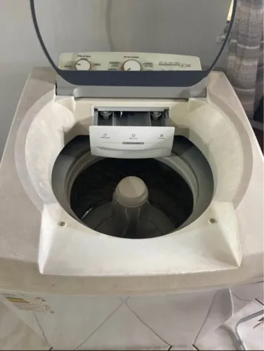 Vende-se Máquina de Lavar Brastemp 11kg