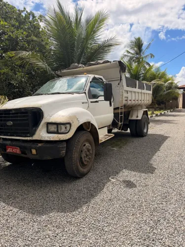 Cacamba 2002 pronta pra trabalhar 