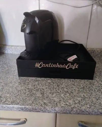 Cafeteira de cápsula três corações 