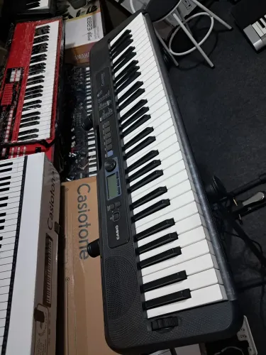 Teclado Arranjador Casio CTS300 seminovo