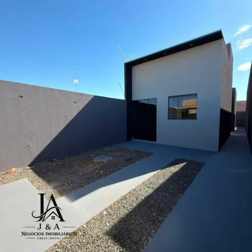 Casa á venda com 2 quartos sendo 1 suíte Figueiras do Parque