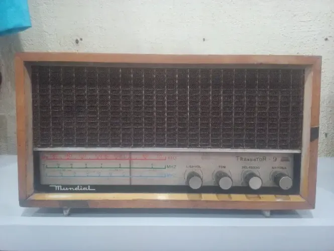 Radio antigo mundial