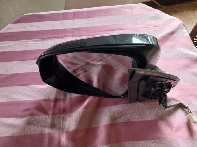 Retrovisor retrátil da SW4 2016.a 2024 perfeito