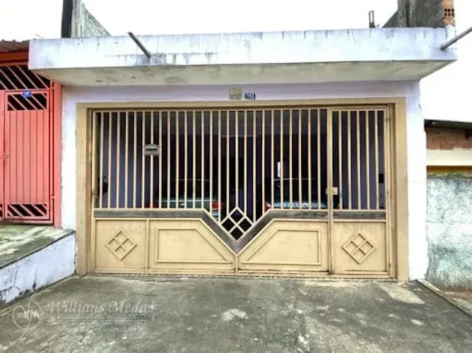 Excelente Sobrado de Duas Casas com 3 dormitório, 2 vagas para carro, 2 banheiros, Quintal