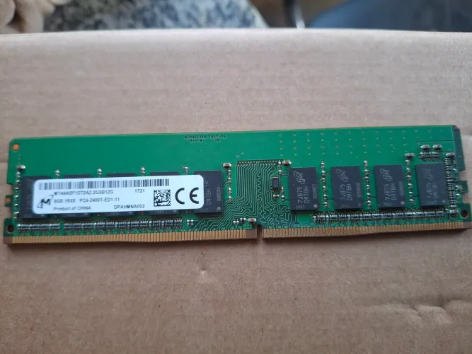 Memória DDR4 2400 8GB