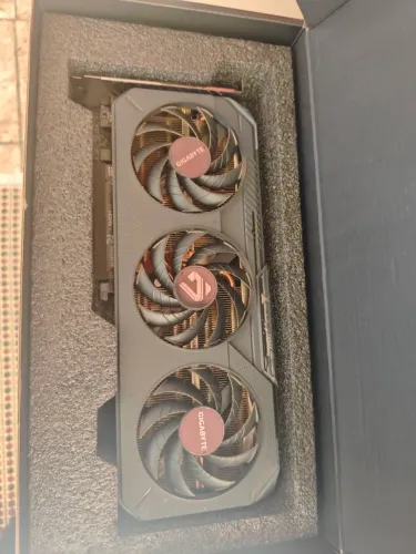 RX 9060xt 8gb