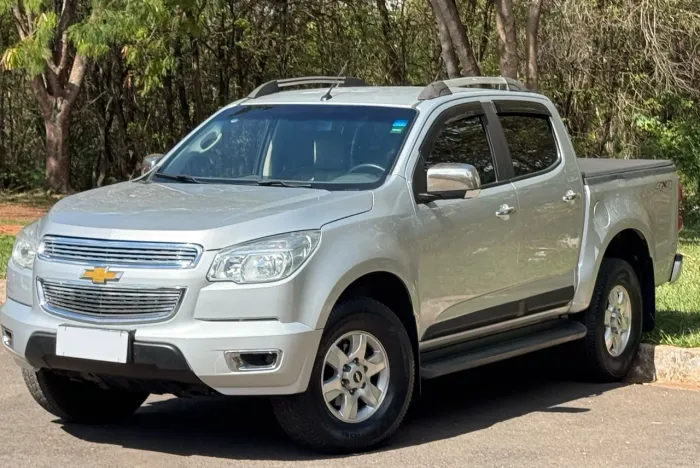 Chevrolet S10 Pick-up LT 2.8 TDI 4X4 CD Diesel AUT 2014