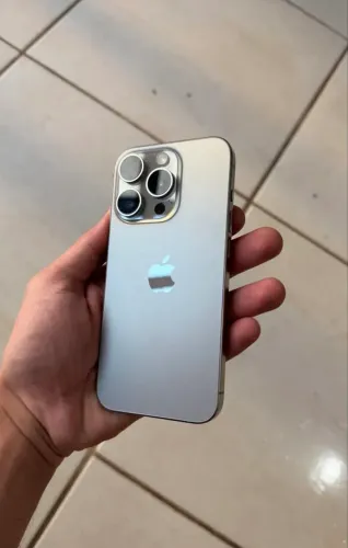iPhone 15 pro 128GB