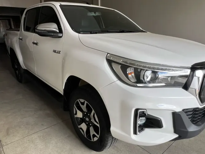 Toyota Hilux CD SRX 4X4 2.8 TDI 16V Diesel Aut. 2019