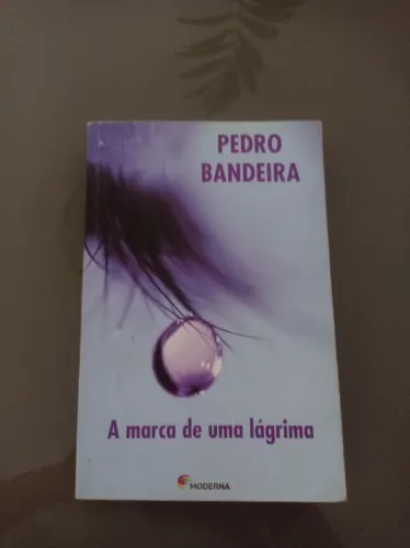 A Marca de uma Lágrima - capa comum