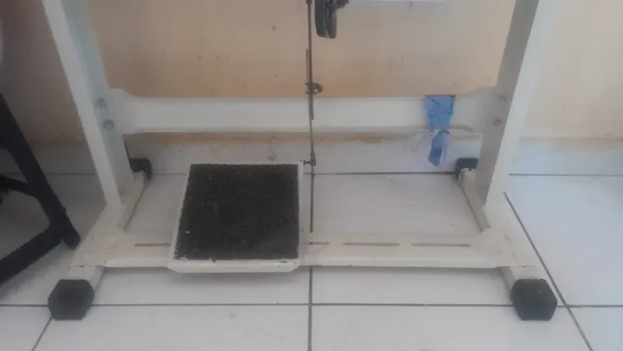 Máquina de costura 20U Reta e Zig Zag