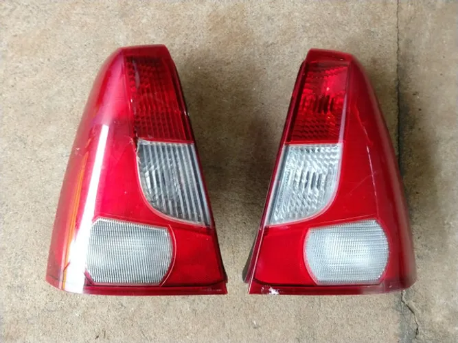 Lanterna Logan 2007 2008 2009 2010 (Dourados MS)