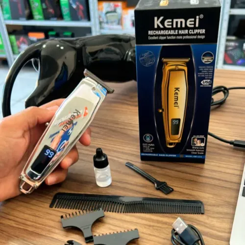 Aparador de Cabelo e Barba Kemei Km-1313 Recarregável Com Display Digital