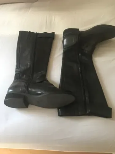 Bota de couro preta