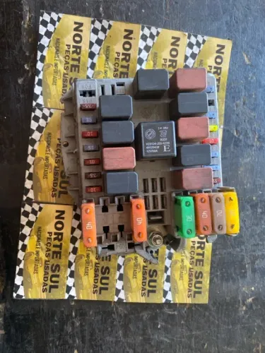 Caixa fusível , Palio Locker 1.8 GM
