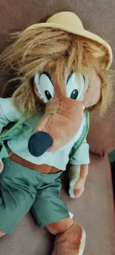 Lobo Mau de Pelúcia - Disney.