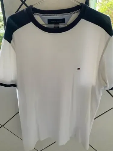 Camiseta Tommy Hilfiger ORIGINAL.
