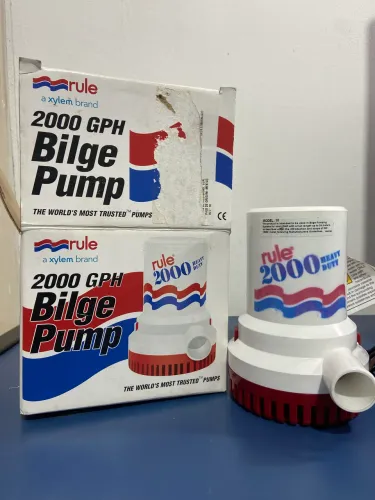 Bomba de porão RULE 2000GHP (nova)