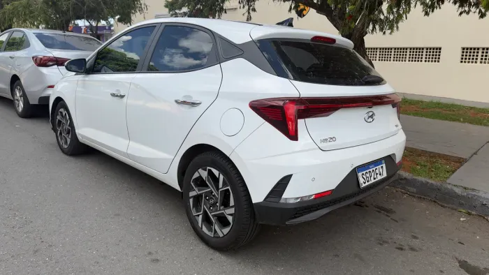 Hyundai HB20 Platinum Plus 1.0 TB Flex 12V AUT 2023