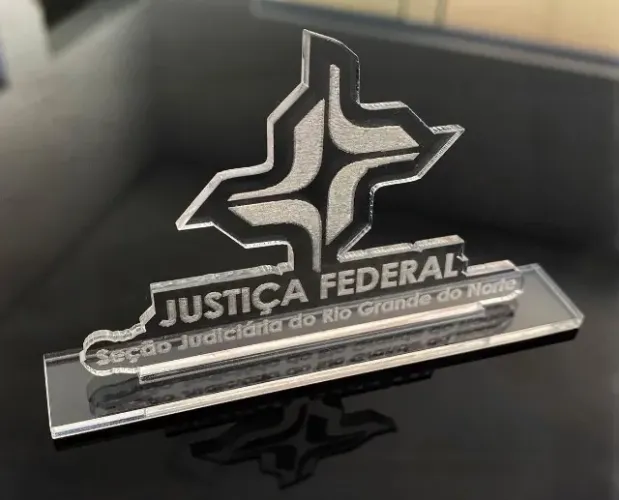 Logotipo personalizado na base 15cm de altura Brinde Lembrança Empresa Corporativo ACRÍLIC