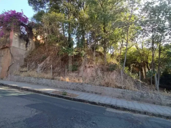 Lote - Terreno à venda, Santa Lúcia - Belo Horizonte/MG