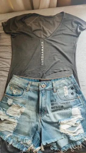 Roupas femininas tudo 90 reais