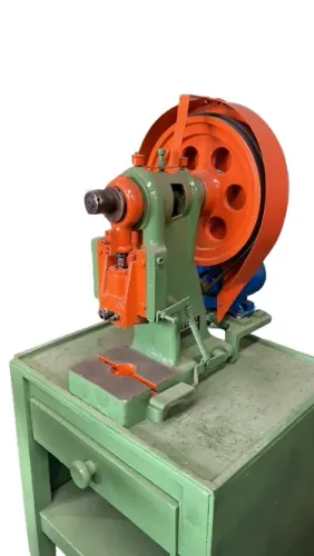 Prensa Excêntrica 4 toneladas Funcionando | FIRE-MAQ