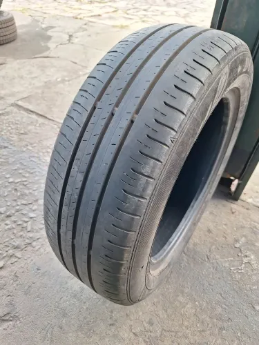 Pneu 185 60 15 Dunlop (meia-vida)