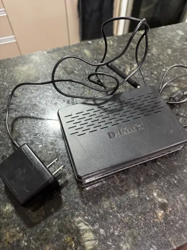 Roteador D-Link DSL-2730B