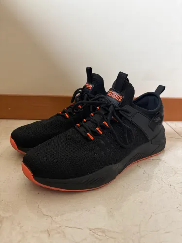 Tênis de Corrida Preto e Laranja 42-43