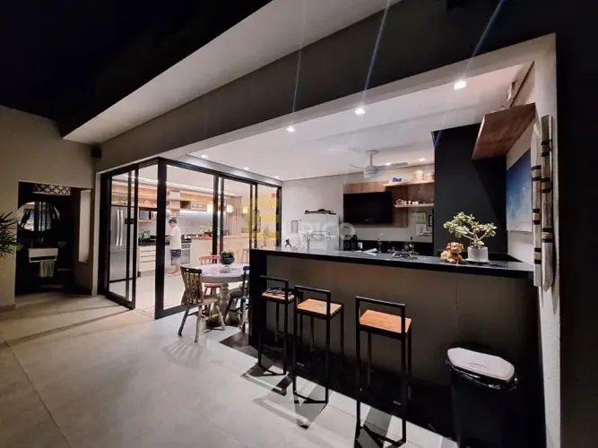 Residencial dos Ipês, 215m², em condomínio fechado, bairro Engordadouro, Jundiai-SP
