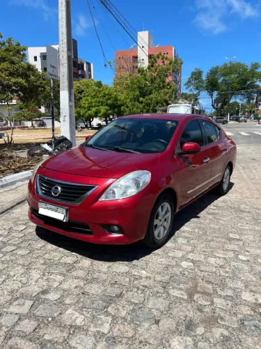 Nissan Versa SL 1.6 