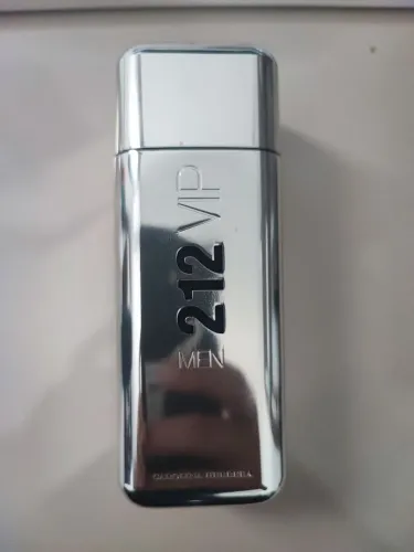Perfume 212 VIP Men - Carolina Herrera