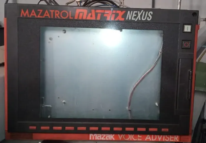 Moldura monitor cnc  painel Mazak Matrix FCU7-YZ141