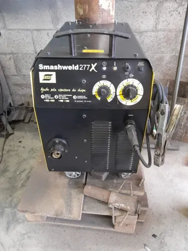 MÁQUINA DE SOLDA MIG/MAG 250A SMASHWELD 277X