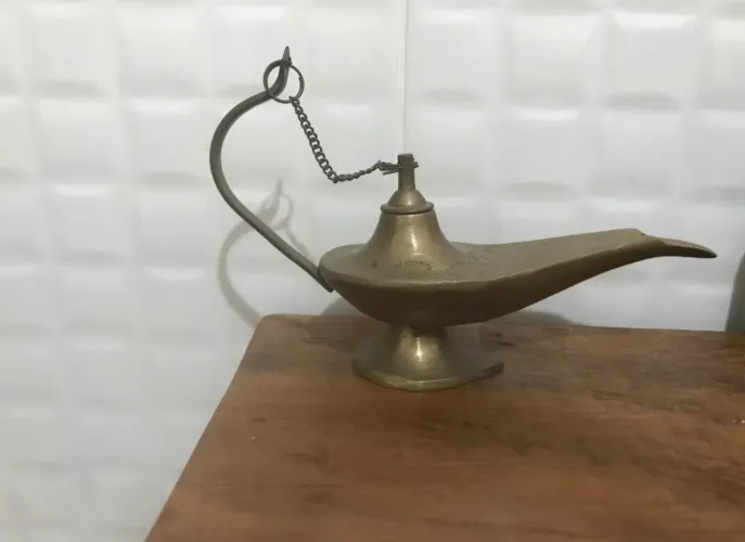 Lâmpada de Aladim de bronze (14cm)