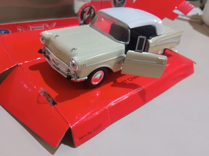 Miniatura Bel Air 1957 Welly