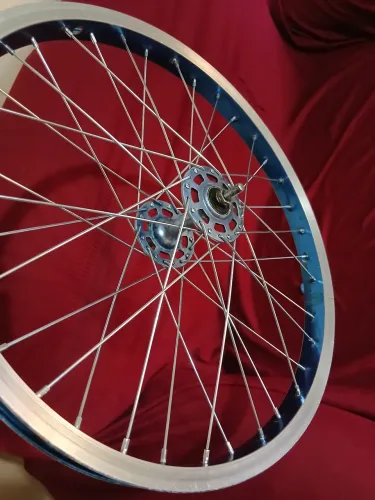 Roda dianteira Extra Light