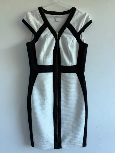 Vestido Cache Preto e Branco com Zíper