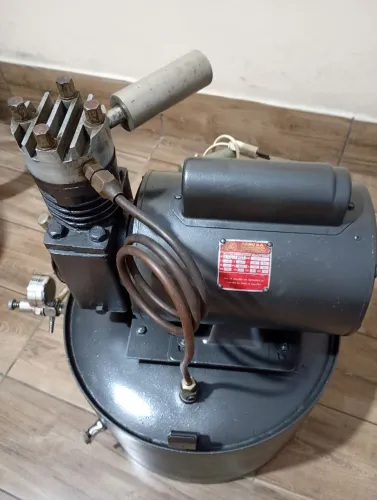 Vendo compressor para desocupar espaço