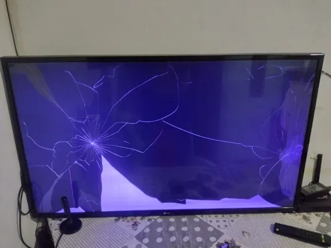 TV 43 LG - FAÇA SUA OFERTA 