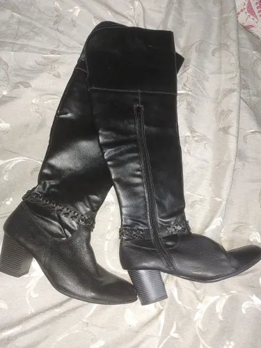 Bota Luxo Cano Longo 50cm couro preto Constance, Tam 38, USADA 1 vez, nova.
