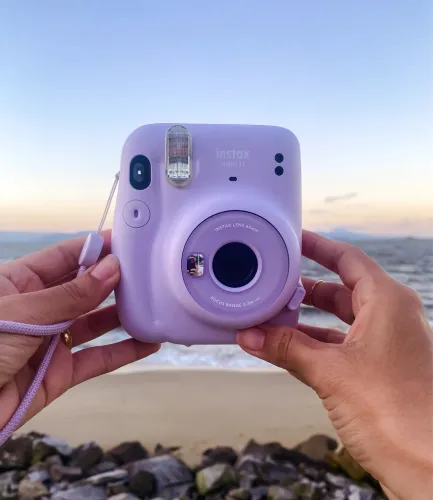 Máquina Fotográfica Câmera Instax Mini 11 Lilás