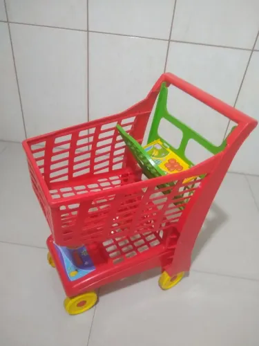 Carrinho de compras de brinquedo