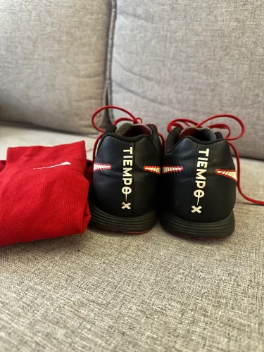 Chuteira Futsal Nike Tiempo X + meião 