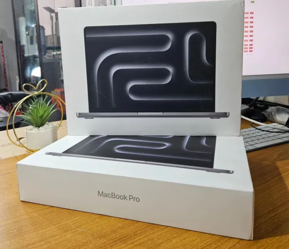 MacBook Pro M5