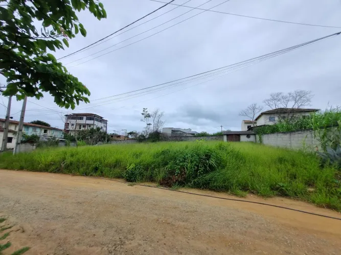 Dois terrenos juntos parte alta do mar do norte Rio das Ostras RJ!