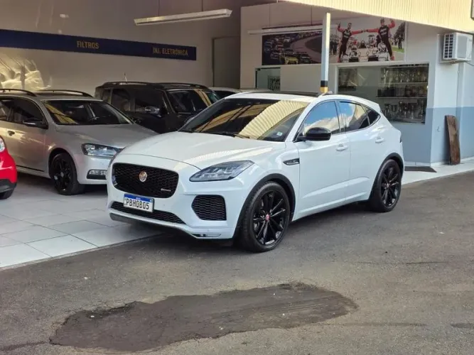 Jaguar E-Pace R-dynamic SE 2.0 AWD 300cv Aut. 2020