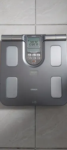 Bioimpedância OMRON