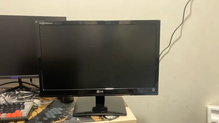 Monitor LG 21 polegadas 